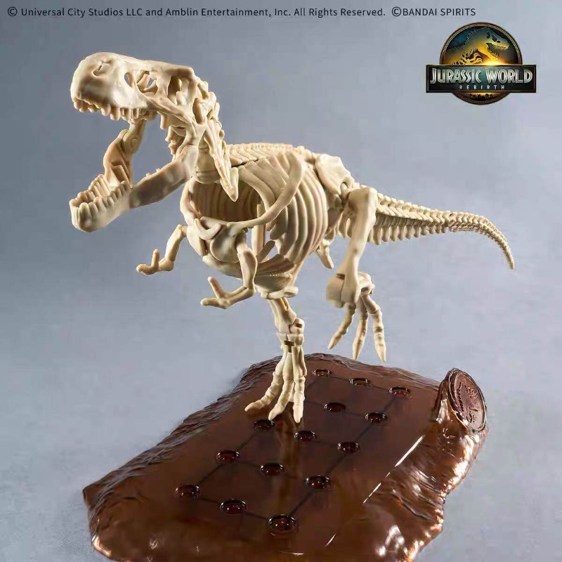 Model Kit Dinosaur Bandai - Kit Modello Scheletro di Dinosauro Jurassic