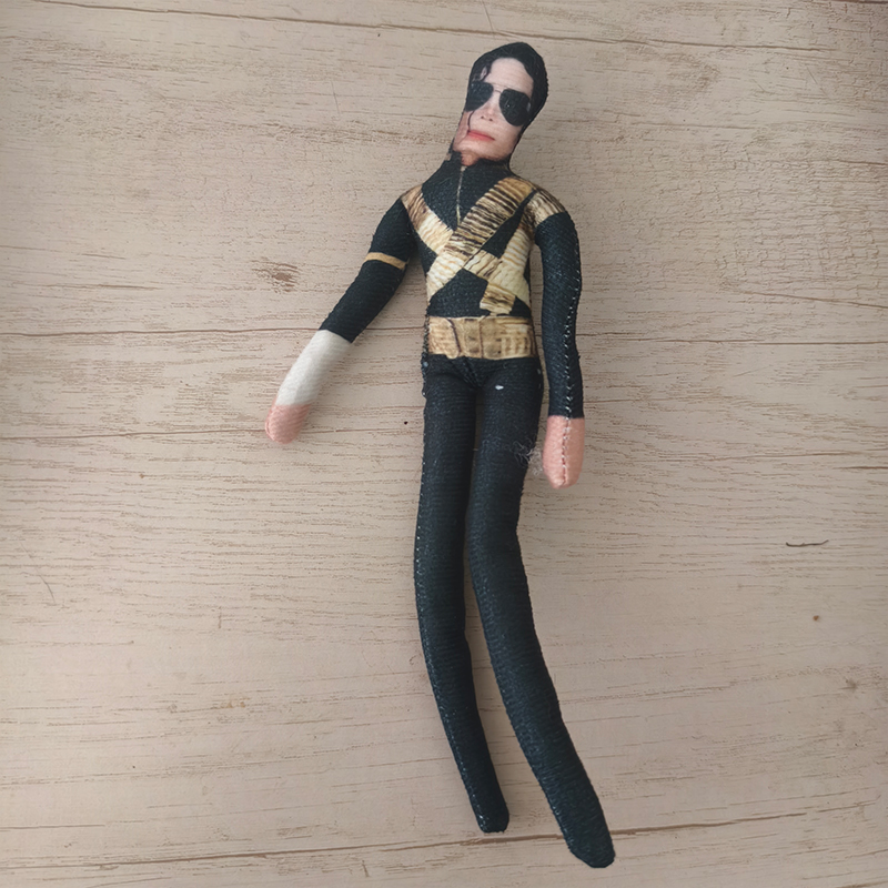 Bambola di Peluche di Michael  - Model Kit Joints recensione e prezzo